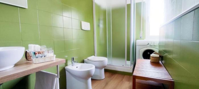 2 Bedroom Gem Near Milano Centrale Fast Wi Fi Kademy House חדר תמונה