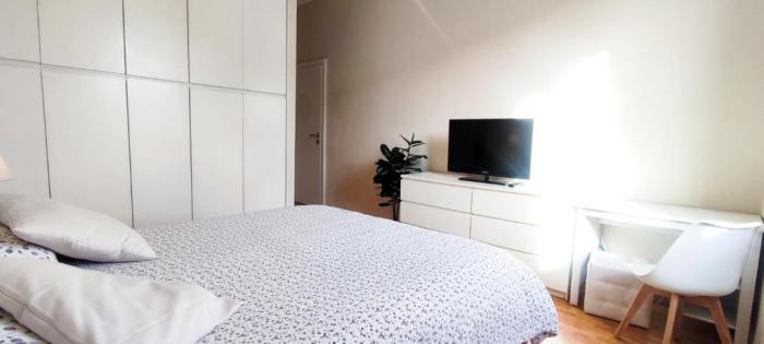 2 Bedroom Gem Near Milano Centrale Fast Wi Fi Kademy House חדר תמונה