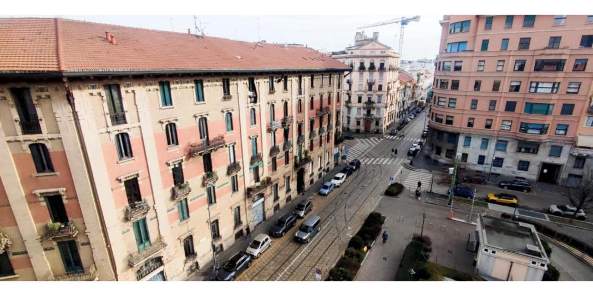 2 Bedroom Gem Near Milano Centrale Fast Wi Fi Kademy House מראה חיצוני תמונה